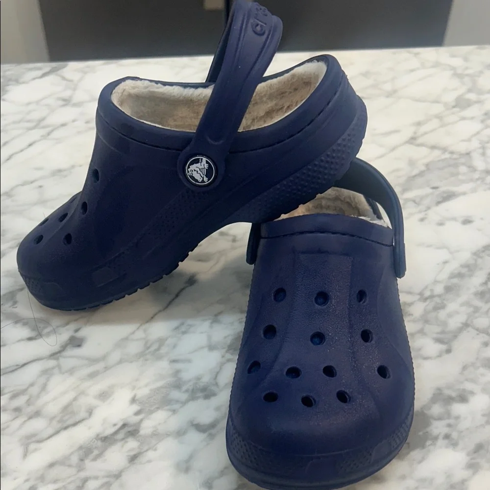 CROCS Kids Dark Blue Insulated Shoes
